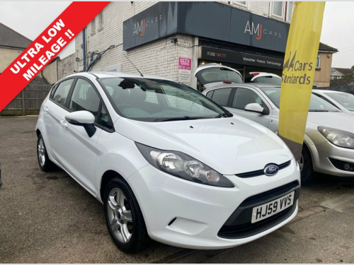 Ford Fiesta  1.25 Style Hatchback 5dr Petrol Manual (133 g/km, 