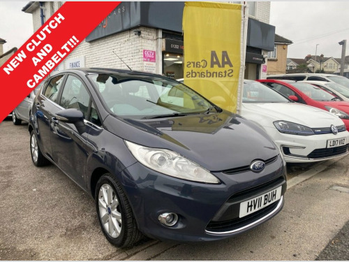 Ford Fiesta  1.4 Zetec Hatchback 5dr Petrol Manual (133 g/km, 9