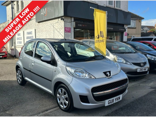 Peugeot 107  1.0 12V Urban Hatchback 5dr Petrol 2 Tronic Euro 5