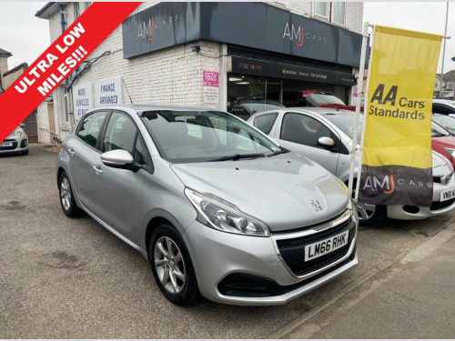 Peugeot 208  1.2 PureTech Active Hatchback 5dr Petrol Manual Eu