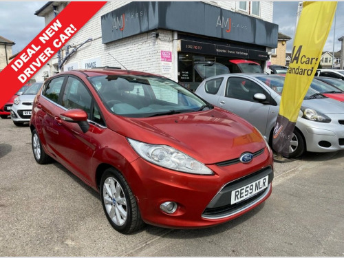 Ford Fiesta  1.25 Zetec Hatchback 5dr Petrol Manual (133 g/km, 