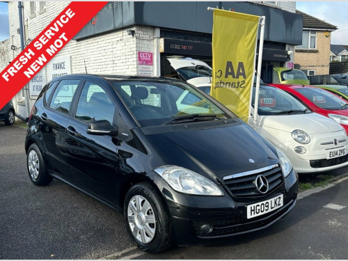 Mercedes-Benz A-Class A150 1.5 A150 Classic SE Hatchback 5dr Petrol Manual (1