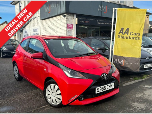 Toyota AYGO  1.0 VVT-i x-play Hatchback 3dr Petrol Manual Euro  