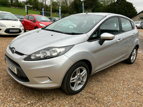 Ford Fiesta  1.4 AUTO. Petrol. Automatic. 5 Door. Low Miles.