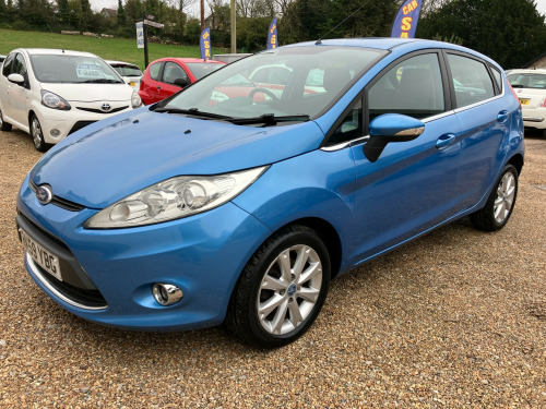 Ford Fiesta   1.4 ZETEC. Petrol. Manual. Blue, 5 Door. Cheapy