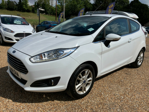 Ford Fiesta  1.2 ZETEC. Petrol. Manual. Recent Cambelt. White