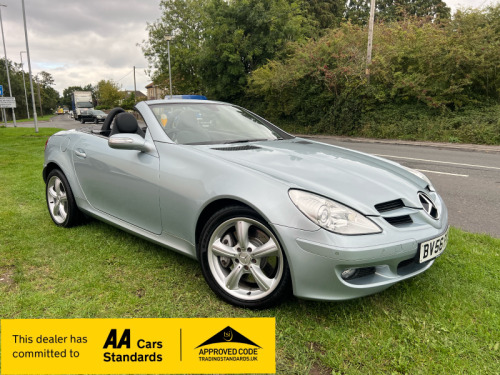 Mercedes-Benz SLK SLK350 SLK350 2-Door 1 OWNER FROM NEW 9 SERVICES ULEZ COMPLIANT 