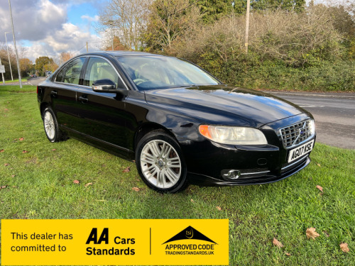 Volvo S80  SE LUX V8 A 4-Door 21 SERVICE STAMPS RARE CAR ULEZ COMPLIANT 