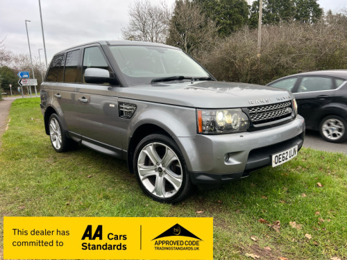 Land Rover Range Rover Sport  SDV6 HSE LUXURY 5-Door 7 SERVICES HEATED TV STEERING WHEEL 