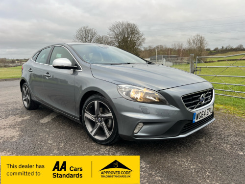 Volvo V40  D2 R-DESIGN 5-Door 1 OWNER FROM NEW 9 VOLVO MAIN DEALER SERVICES