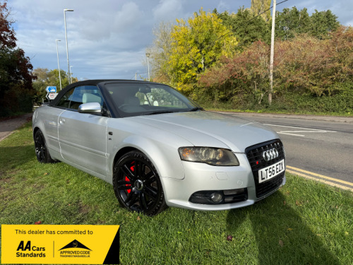 Audi S4 Cabriolet  4.2 Convertible 2dr Petrol Tiptronic quattro (302 g/km, 339 bhp) JUST 81k S