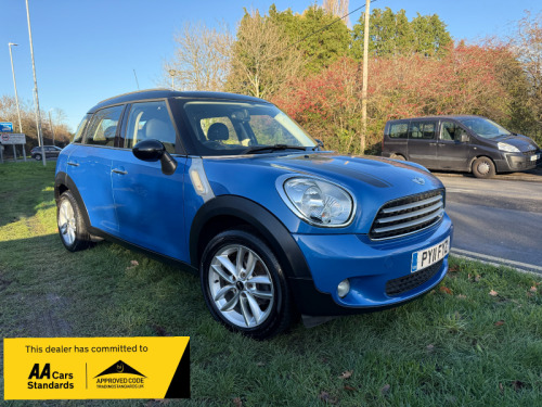 MINI Countryman  1.6 Cooper SUV 5dr Petrol Manual Euro 5 (s/s) (122 ps) 13 SERVICES ULEZ COM