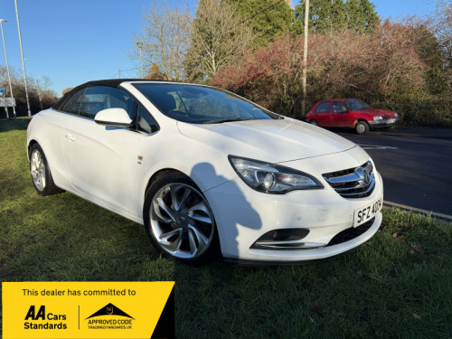 Vauxhall Cascada  2.0 CDTi BiTurbo Elite Convertible 2dr Diesel Manual Euro 5 (s/s) (195 ps)  