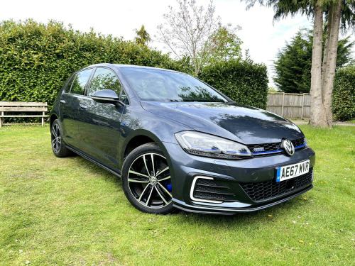 Volkswagen Golf GTE DSG