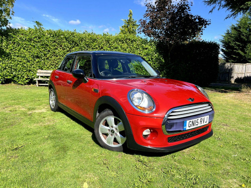 MINI Hatch  1.5 5-Door Hatch Cooper