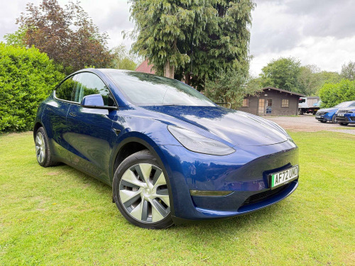 Tesla Model Y  (Dual Motor) Long Range