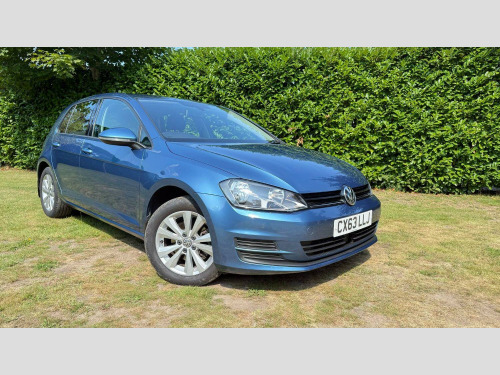Volkswagen Golf  2.0 TDI BlueMotion Tech SE