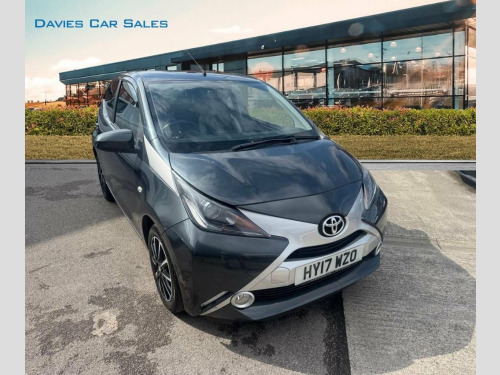 Toyota AYGO  1.0 VVT-i x-style Hatchback 5dr Petrol x-shift Eur