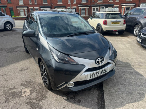 Toyota AYGO  1.0 VVT-i x-style Hatchback 5dr Petrol x-shift Eur