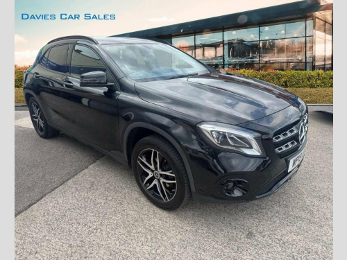 Mercedes-Benz GLA-Class GLA180 1.6 GLA180 Urban Edition SUV 5dr Petrol Manual Eur