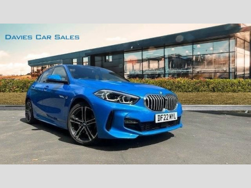 BMW 1 Series  1.5 118i M Sport (LCP) Hatchback 5dr Petrol DCT Eu