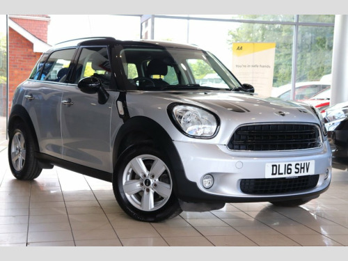 MINI Countryman  1.6 COOPER 5d 122 BHP PETROL AUTOMATIC