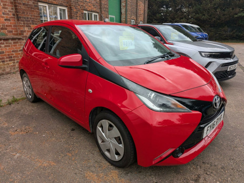 Toyota AYGO  1.0 VVT-i X-Play 5dr