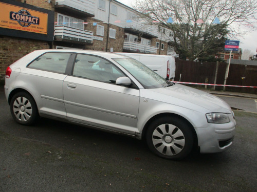 Audi A3  1.6 Special Edition Hatchback 3dr Petrol Manual (173 g/km, 100 bhp) 