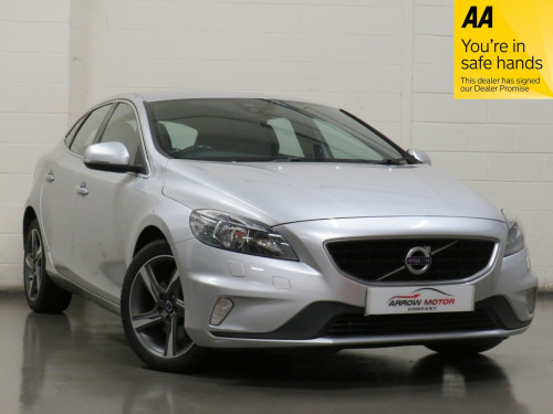 Volvo V40  2.0 D2 R-Design Euro 6 (s/s) 5dr 