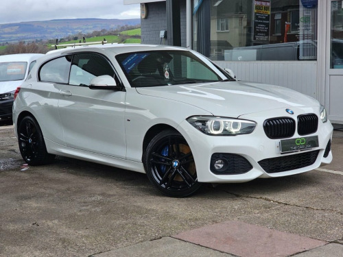 BMW 1 Series  1.5 118i M Sport Shadow Edition Hatchback 3dr Petr