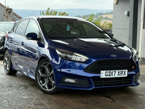 Ford Focus  2.0T EcoBoost ST-3 Hatchback 5dr Petrol Manual Eur