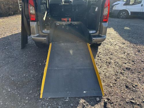 Citroen Berlingo  1.6 e-HDi 90 Airdream VTR 5dr ETG6 Auto Wheelchair Access Vehicle