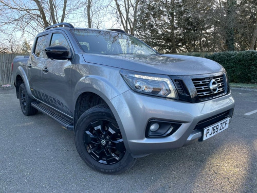 Nissan Navara  2.3 dCi N-Guard Pickup Double Cab 4dr Diesel Manua