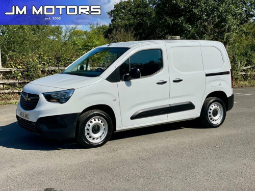 Vauxhall Combo  1.5 Turbo D 2300 Dynamic Panel Van 4dr Diesel Manu