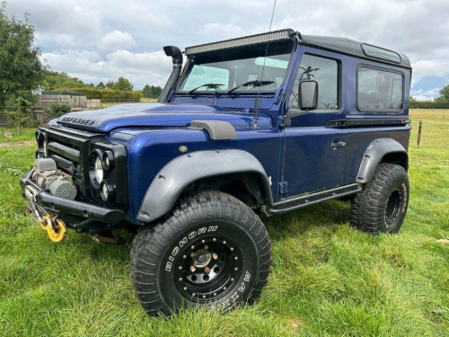 Land Rover Defender  2.5 90 TDI HT 2d 107 BHP