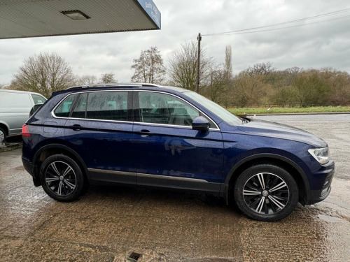 Volkswagen Tiguan  2.0 TDI SE Navigation SUV 5dr Diesel Manual 4Motio