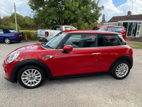 MINI Hatch  1.5 Cooper Hatchback 3dr Petrol Manual Euro 6 (s/s