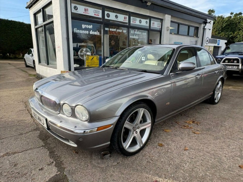 Jaguar XJ  2.7 TDVi Sovereign Saloon 4dr Diesel Automatic (21