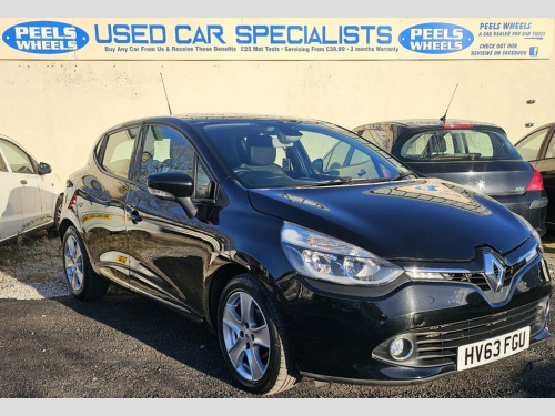 Renault Clio  1.2 16V Dynamique MediaNav Hatchback 5dr Petrol Ma