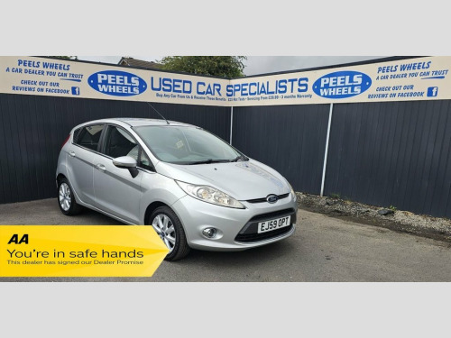 Ford Fiesta  1.4 Zetec Hatchback 5dr Petrol Manual (133 g/km, 9