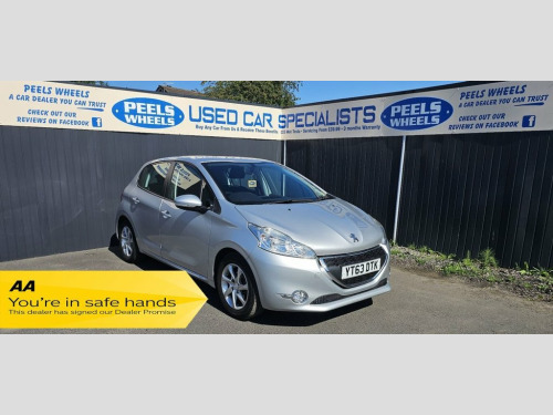 Peugeot 208  1.2 VTi Active Hatchback 5dr Petrol Manual Euro 5 
