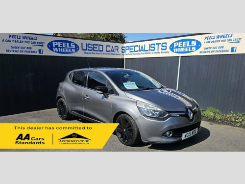 Renault Clio  1.5 dCi Dynamique S MediaNav Hatchback 5dr Diesel 