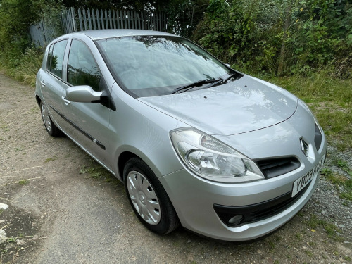 Renault Clio  1.6 VVT Expression Hatchback 5dr Petrol Auto Euro 5 (111 ps)