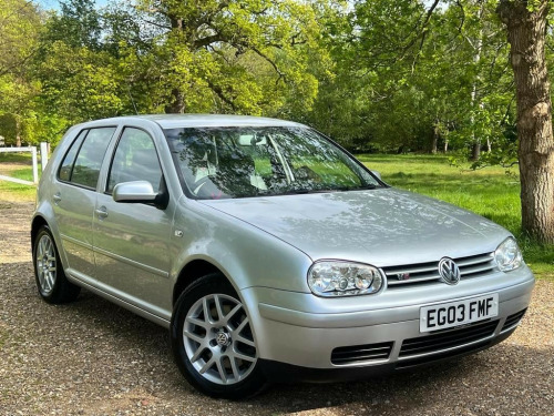 Volkswagen Golf  V5 5-Door