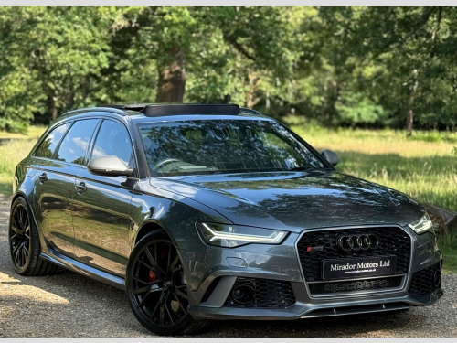 Audi RS6  RS6 PLUS AVANT TFSI QUATTRO 5-Door