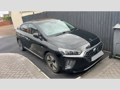 Hyundai IONIQ  PREMIUM SE MHEV 5-Door