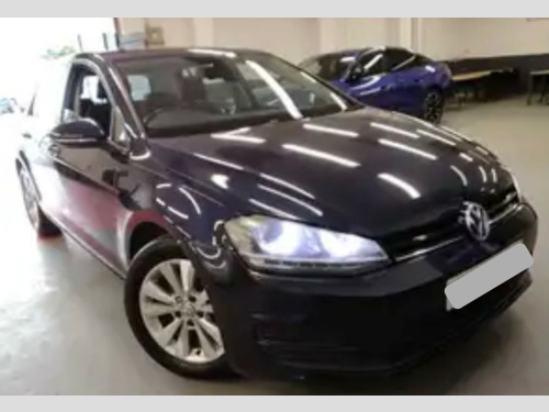 Volkswagen Golf  SE TDI BLUEMOTION TECHNOLOGY DSG 5-Door
