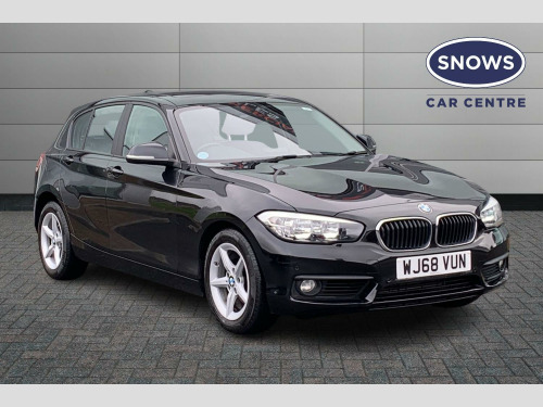 BMW 1 Series  Hatchback SE