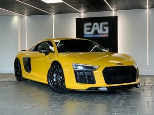 Audi R8  5.2 FSI V10 Plus Coupe 2dr Petrol S Tronic quattro