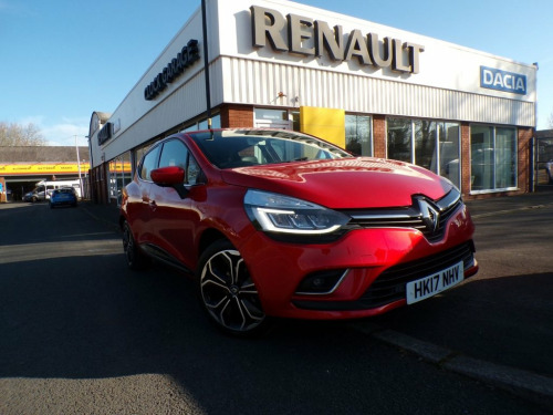 Renault Clio  0.9 TCe Signature Nav Hatchback 5dr Petrol Manual 
